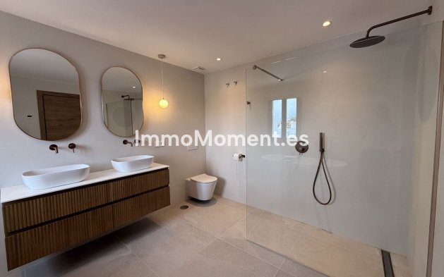 Wiederverkauf - Reihenhaus - Estepona  - Estepona Centro