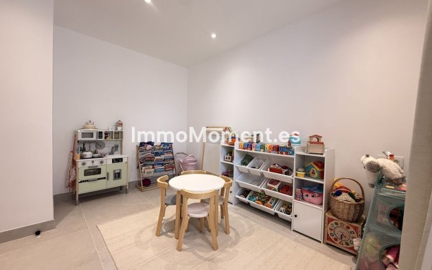 Wiederverkauf - Reihenhaus - Estepona  - Estepona Centro