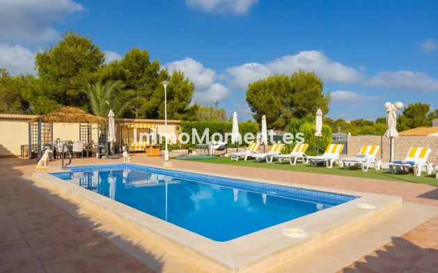 Wiederverkauf - Villa - Orihuela - Villamartin