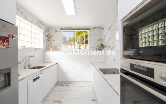 Wiederverkauf - Villa - Orihuela - Villamartin