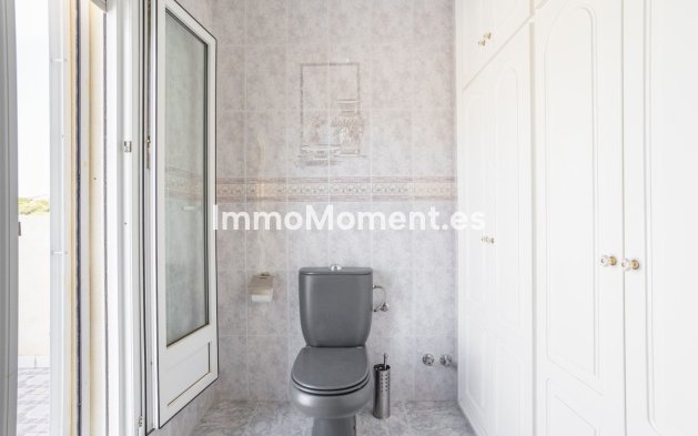 Wiederverkauf - Villa - Orihuela - Villamartin