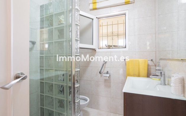 Wiederverkauf - Villa - Orihuela - Villamartin