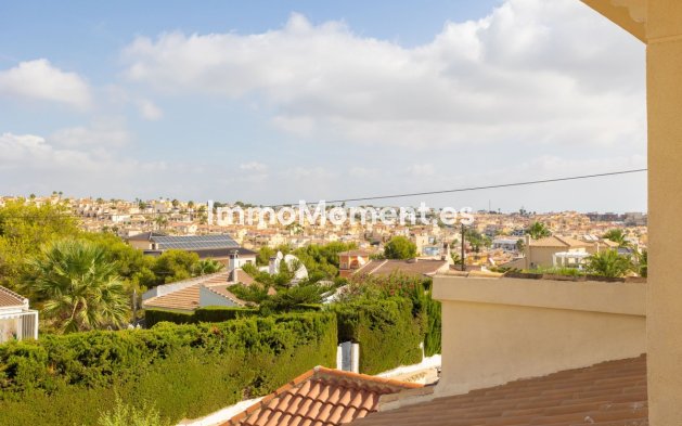 Wiederverkauf - Villa - Orihuela - Villamartin