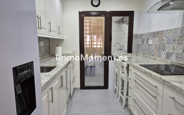 Wiederverkauf - Wohnung - Estepona  - Valle Romano