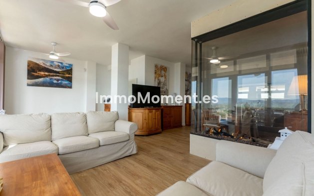 Wiederverkauf - Villa -   Inländisch - Coín