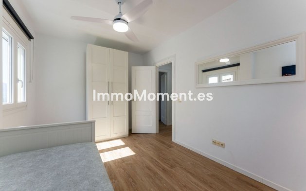 Wiederverkauf - Villa -   Inländisch - Coín