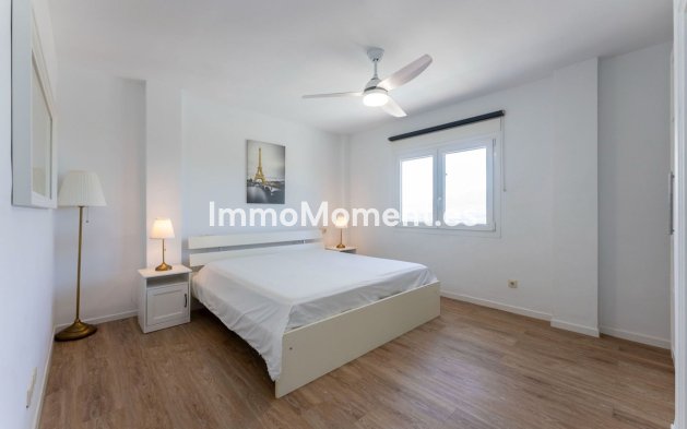 Wiederverkauf - Villa -   Inländisch - Coín