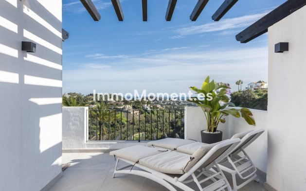 Resale - Apartment - Benahavís - La Quinta