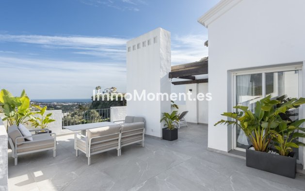 Resale - Apartment - Benahavís - La Quinta