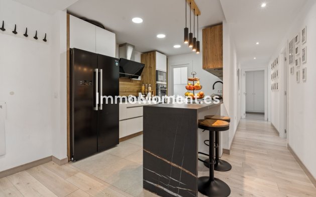 Wiederverkauf - Wohnung - Estepona  - Estepona Centro