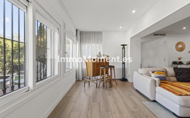 Reventa - Villa - Marbella - Guadalmina Alta