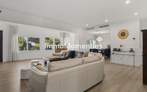 Reventa - Villa - Marbella - Guadalmina Alta