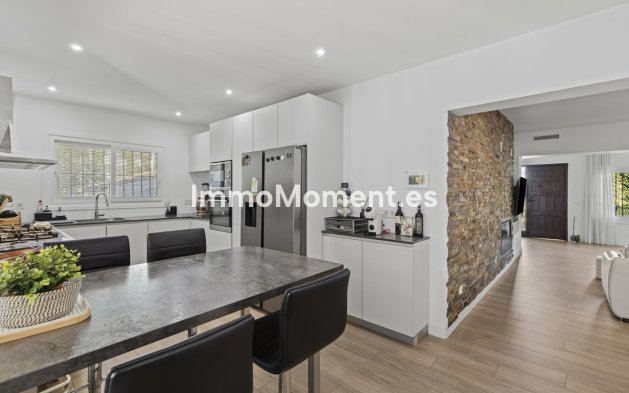 Reventa - Villa - Marbella - Guadalmina Alta