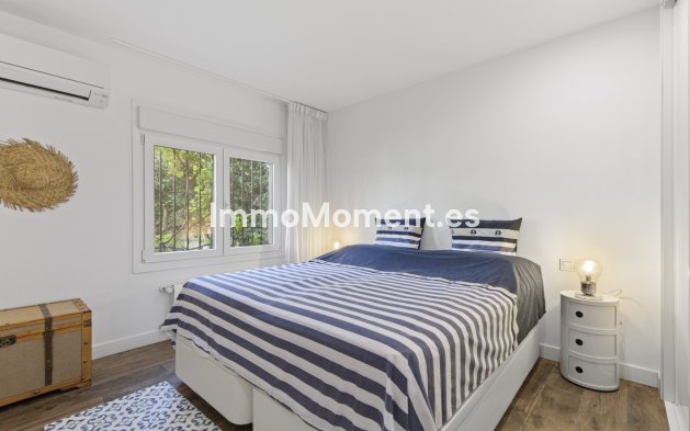 Reventa - Villa - Marbella - Guadalmina Alta