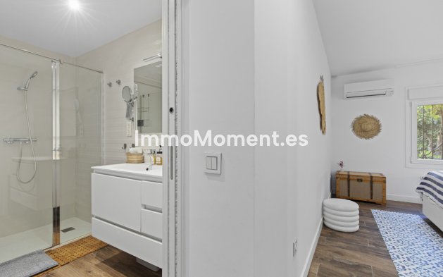 Reventa - Villa - Marbella - Guadalmina Alta