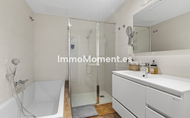 Reventa - Villa - Marbella - Guadalmina Alta