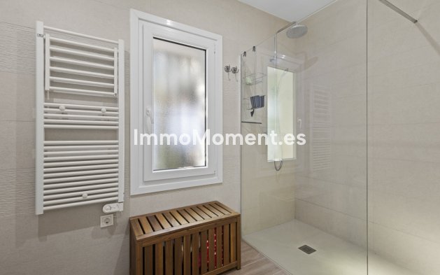 Reventa - Villa - Marbella - Guadalmina Alta