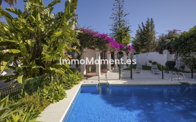 Reventa - Villa - Marbella - Guadalmina Alta
