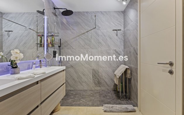 Resale - Apartment - Casares - Casares Centro