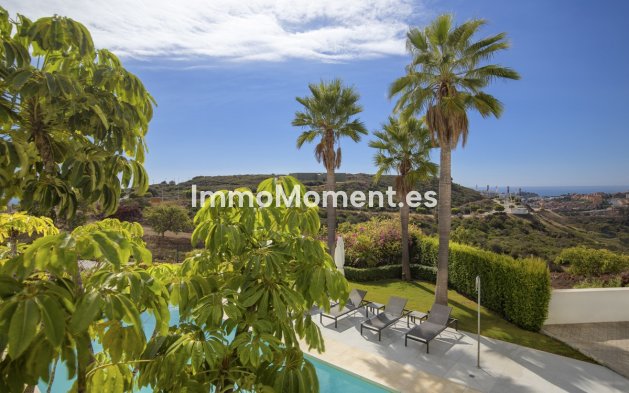 Resale - Apartment - Casares - Casares Centro