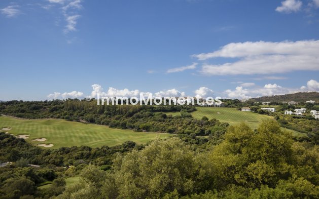 Resale - Apartment - Casares - Casares Centro