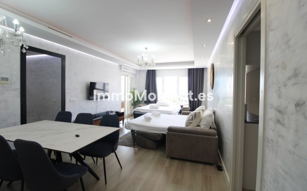 Wiederverkauf - Wohnung - Marbella - Nueva Andalucía