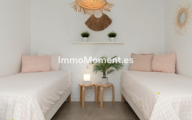 Resale - Apartment - Benalmadena - Torrequebrada