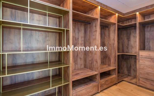 Resale - Villa - Marbella - Marbella Centro