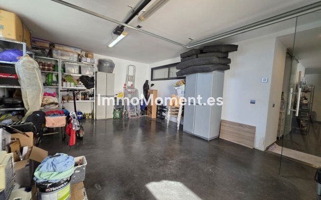 Resale - Villa - Estepona - Estepona Centro