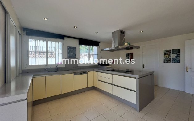 Bestaande woning - Villa - Benahavís - La Quinta