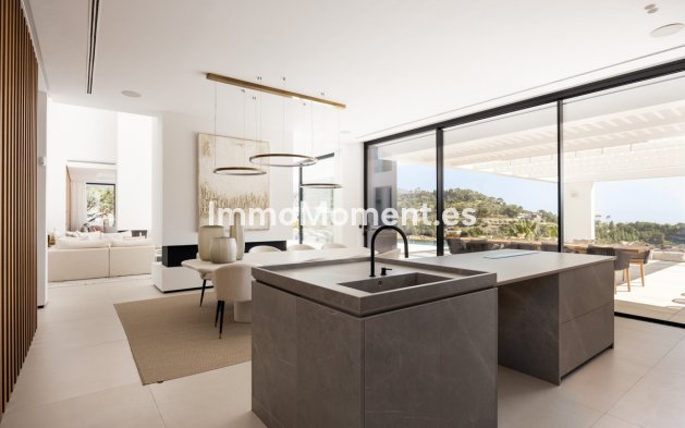 Resale - Villa - Benahavís - El Madroñal