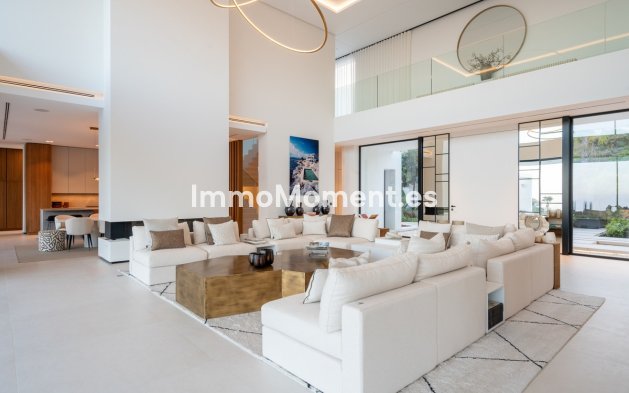 Resale - Villa - Benahavís - El Madroñal