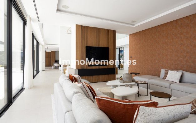 Resale - Villa - Benahavís - El Madroñal