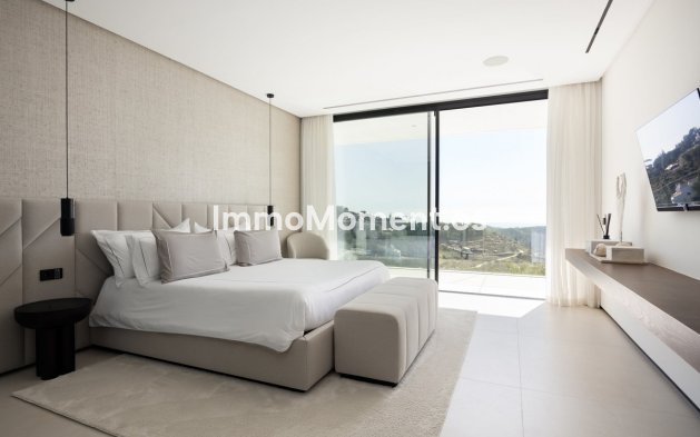 Resale - Villa - Benahavís - El Madroñal