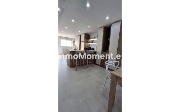 Wiederverkauf - Wohnung - Torrevieja - Torrevieja Centro