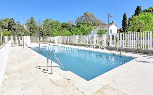 Wiederverkauf - Wohnung - Marbella - Elviria