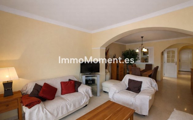 Resale - Apartment - Marbella - Elviria