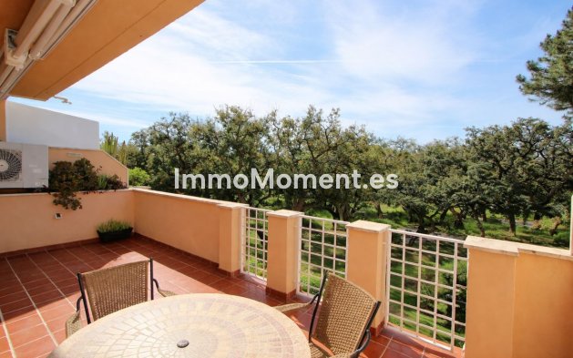 Resale - Apartment - Marbella - Elviria