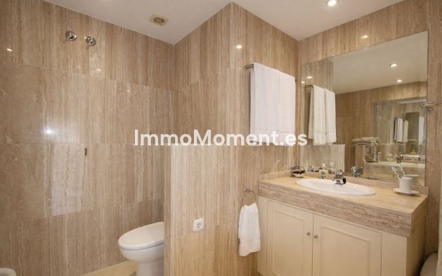 Resale - Apartment - Marbella - Elviria