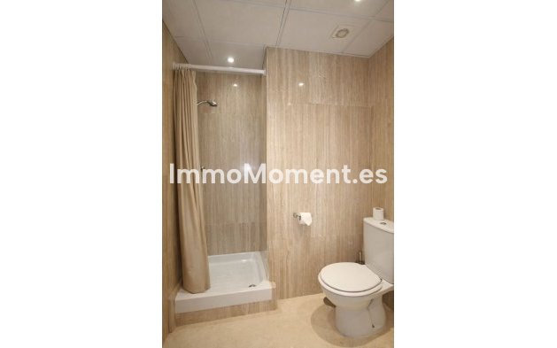 Resale - Apartment - Marbella - Elviria