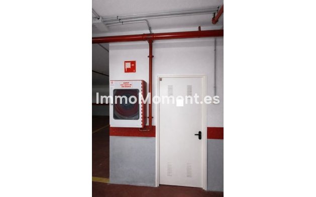 Resale - Apartment - Marbella - Elviria