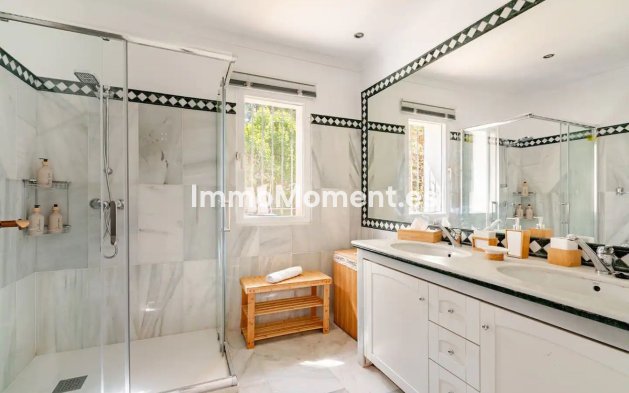 Resale - Villa - Marbella - Nagüeles