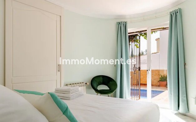 Resale - Villa - Marbella - Nagüeles