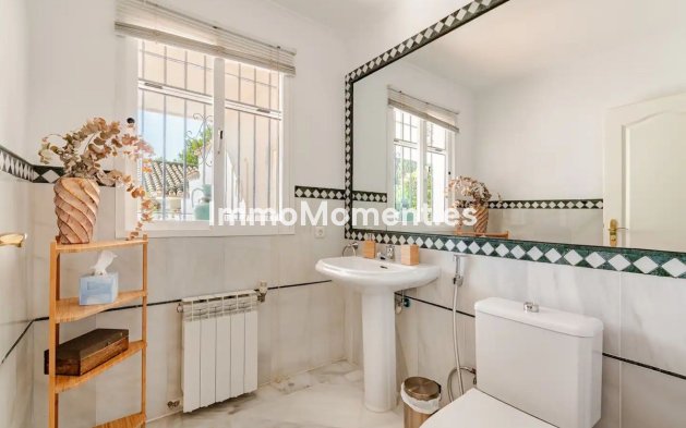 Resale - Villa - Marbella - Nagüeles