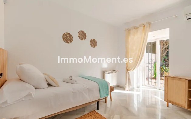 Resale - Villa - Marbella - Nagüeles