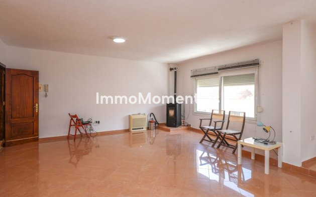 Reventa - Adosado - Interior  - Guaro