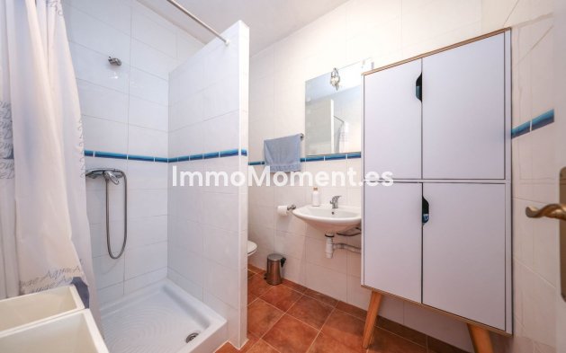 Reventa - Adosado - Interior  - Guaro