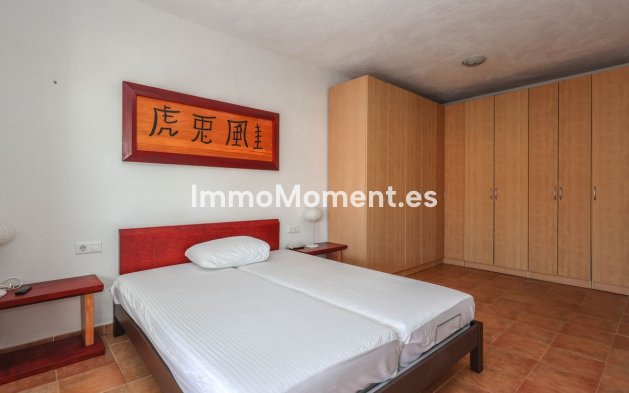 Reventa - Adosado - Interior  - Guaro