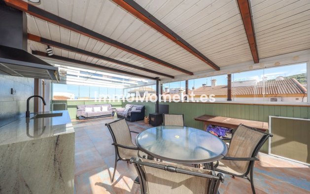 Reventa - Adosado - Interior  - Guaro