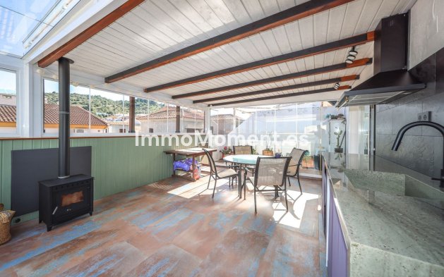 Reventa - Adosado - Interior  - Guaro